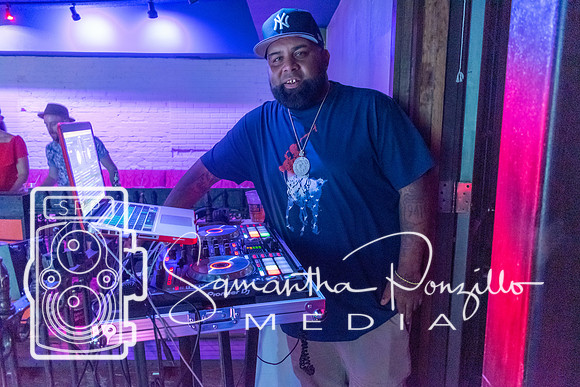 6-25 Friday Night at Oasis