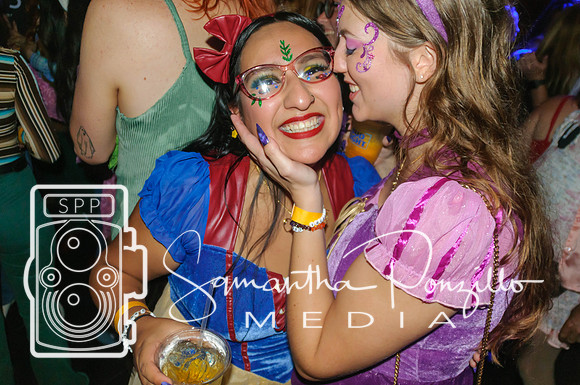 SPM.ghostedhalloweenpartyoasis-19
